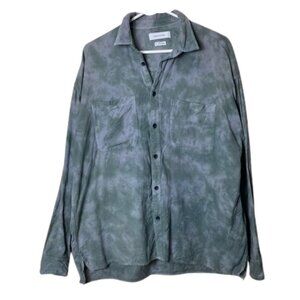 Urban Outfitters tie dye distressed elbow sleeve button up shirt mens M